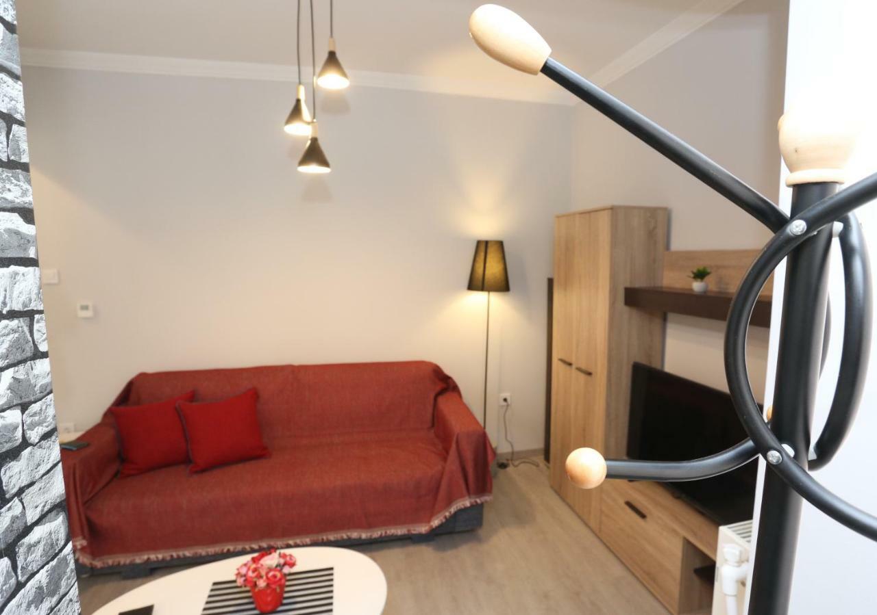 Oli'S Luxury Apartment 塞萨洛尼基 外观 照片