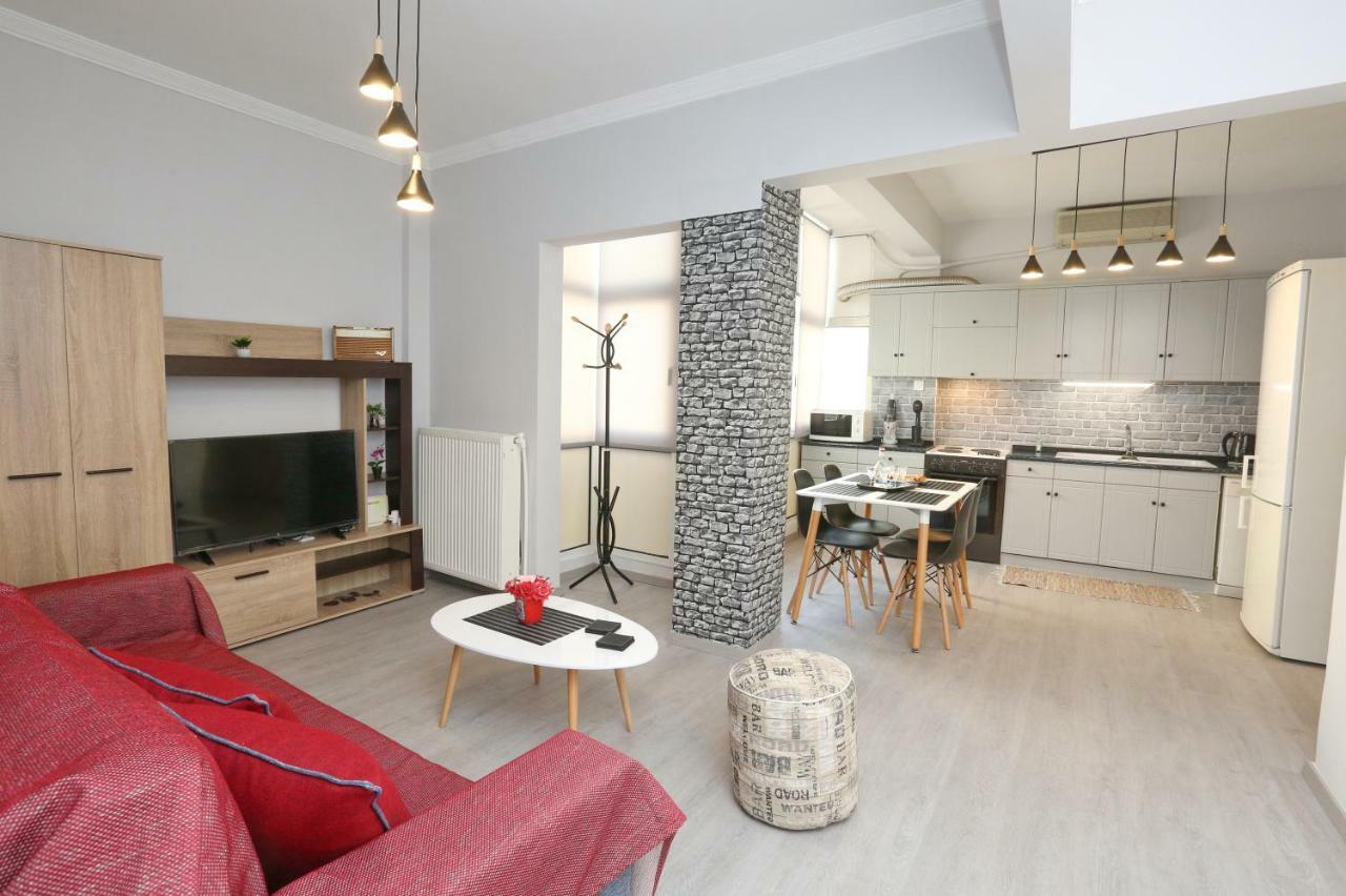 Oli'S Luxury Apartment 塞萨洛尼基 外观 照片