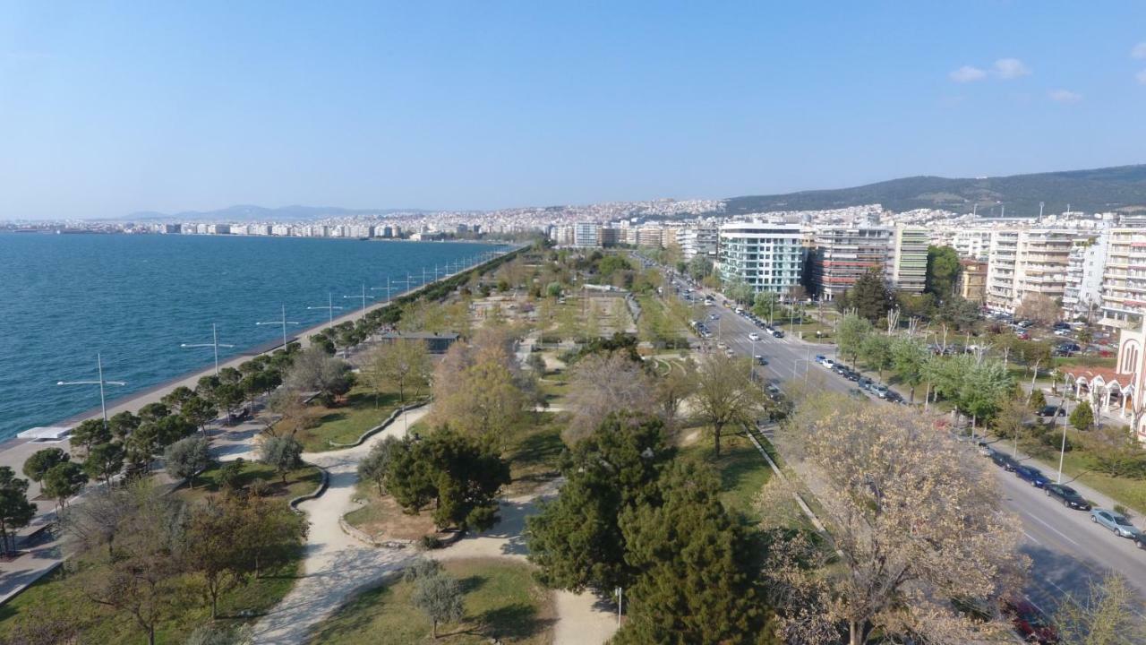 Oli'S Luxury Apartment 塞萨洛尼基 外观 照片